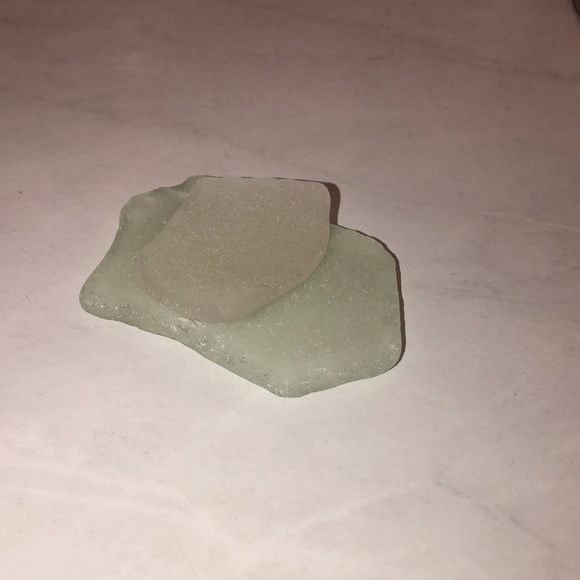 Sea glass - Picture 11 of 12